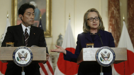 Buổi họp báo chung giữa Clinton và Kishida