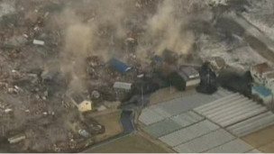 آثار الزلزال