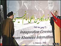 محمد خاتمی و احمد خرم وزير راه در مراسم گشايش فرودگاه امام خمينی