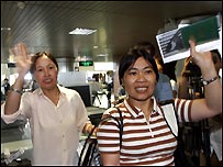 Đa số lao động là phụ nữ giúp việc nội trợ cho gia đình nước sở tại