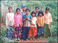 Trẻ người Thượng sau khi trốn qua Campuchia