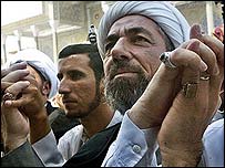 Irak'ta gösteri düzenleyen Sünniler