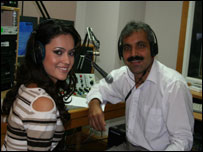 دښکلا ملکه او سپين ټنې 