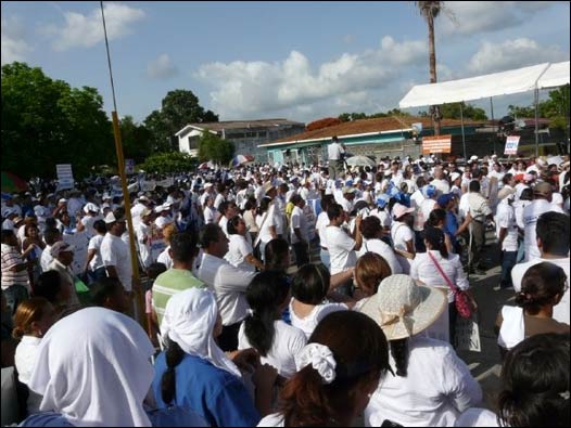 Fotos de Carlos Alvarado desde la ciudad norteña de San Pedro, Honduras.