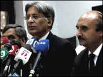  وکلاء رہنما(فائل فوٹو)