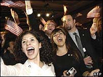 Democratas comemoram resultado de eleições parlamentares nos EUA