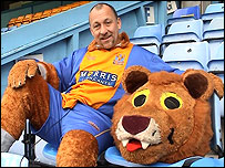 Ron Miller as Lenny the Lion