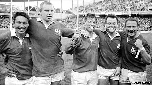 (From left) Rory Underwood, Dean Richards, Rob Andrew, Ieuan Evans and Brian Moore celebrate victory with the 1989 Lions in Australia