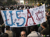 Manifestantes anti-EUA e anti-Israel em Teerã