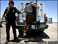 Críticos dizem que medida abriria portas da cidade para ilegais