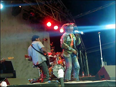 Beverley Knight at Glastonbury 2002