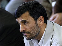 ईरानी राष्ट्रपति अहमदीनेजाद