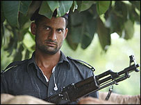 پولیس اہلکار