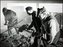 钢铁厂里的车间