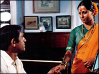 बेनेगल की फ़िल्म भूमिका का एक दृश्य