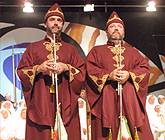 EIFION PERIS A GARETH ELIDIR Y FFANFFERWYR SYDD YN YMDDEOL ELENI