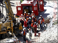 Trabajos de rescate en mina chilena San José.