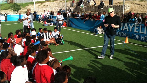 Hulk Hogan lookalike