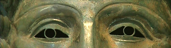 Close up of Crosby Garrett roman helmet