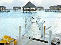 Následky tsunami na Maledivách