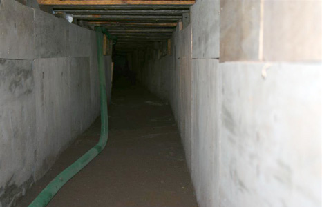 Another stage of the Nelson Tunnel.