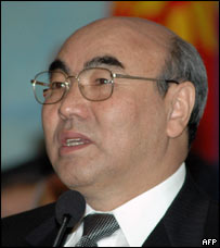  Askar Akayev