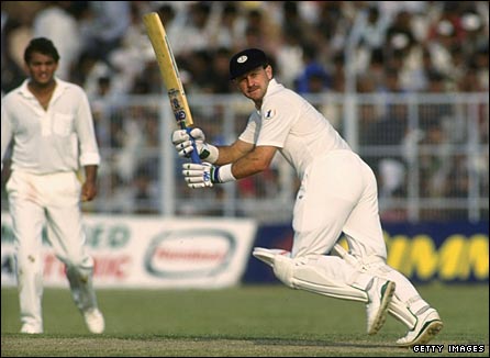 Peter Kirsten bats for South Africa in the second one-dayer in Gwalior