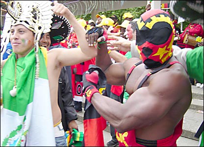 Angolan and Mexican fans