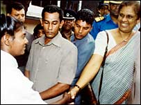 sri lankan president meting LTTE cadres