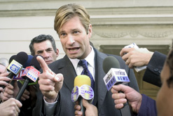Aaron Eckhart in Thank You for Smoking