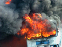 बस में आग 