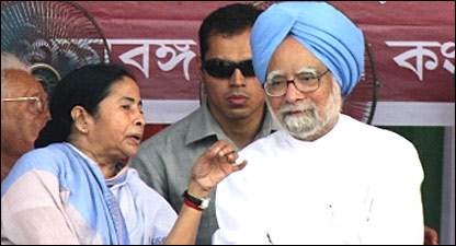मनमोहन सिंह और ममता 