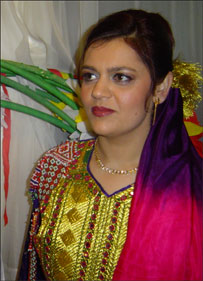 اوومې سټوديو پروگرام