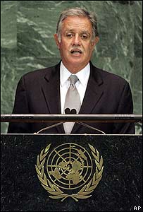 O presidente da Guatemana, Óscar Berger, e o secretário-geral da ONU, Kofi Annan