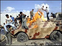 حماس نے فلسطینی پولیس کی گاڑی پر حملہ کیا