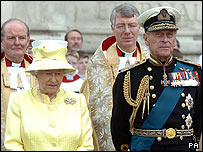 Královna Alžběta II. s chotěm