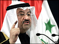 غازی ياور پس از رای دادن در انتخابات