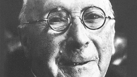 Llun o D J Williams ar glawr y llyfr