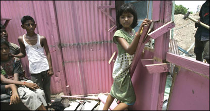 टूटे घर में रूबीना