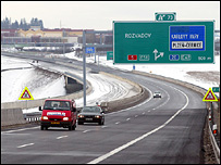 České dálnice se podle mnohých budují pomalu