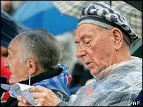 Účastníci vzpomínkové akce